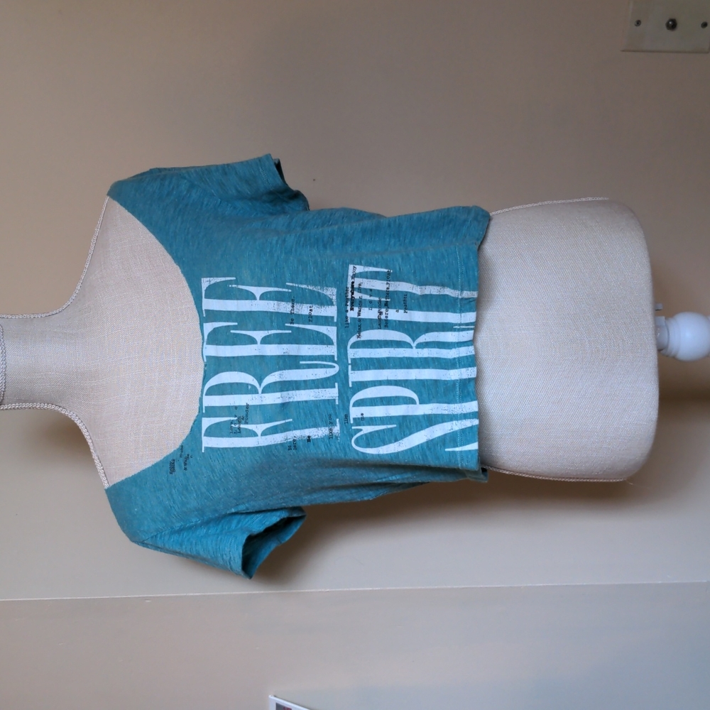 Free Spirit Distressed Vintage Floral Hippy Boho Crop Top‎ A.E. Outfitters